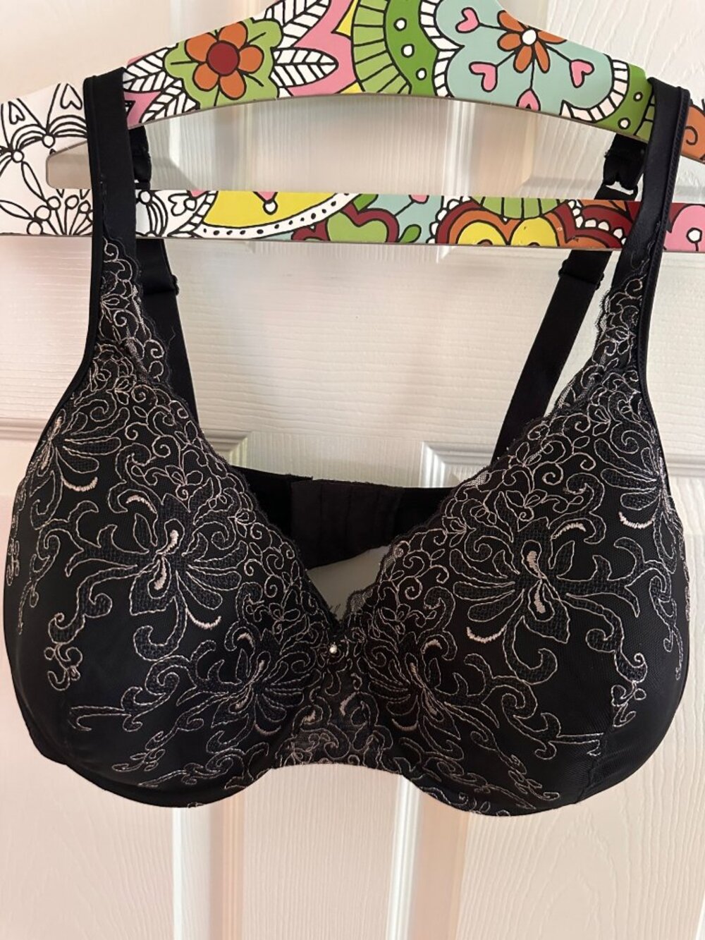 Black floral bra size 40DD